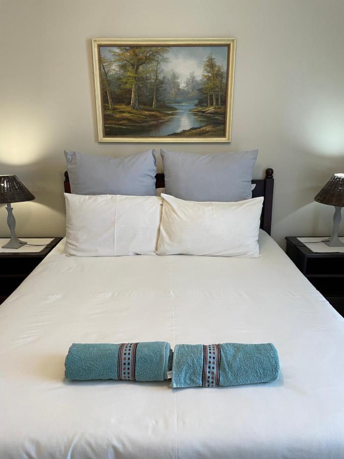 Eden Rose Manor B&B La Mercy Extérieur photo