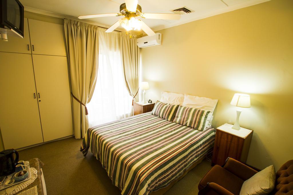 Eden Rose Manor B&B La Mercy Extérieur photo
